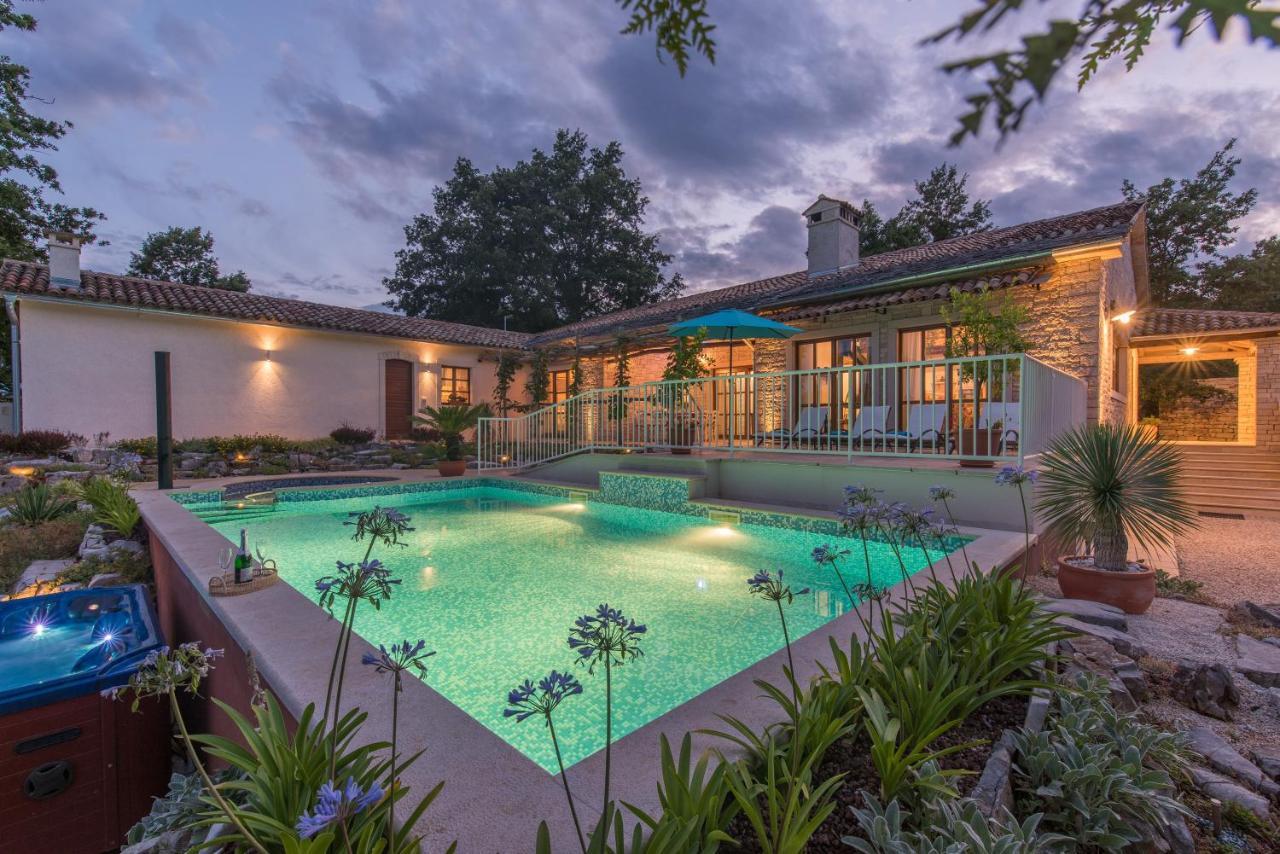 Family Villa Lipica With Private Pool And Jacuzzi Pazin Luaran gambar