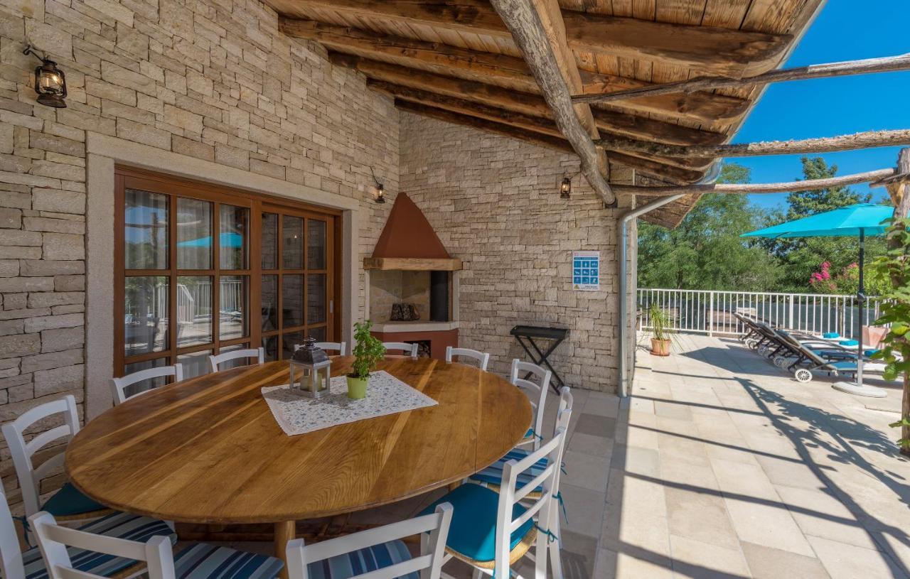 Family Villa Lipica With Private Pool And Jacuzzi Pazin Luaran gambar