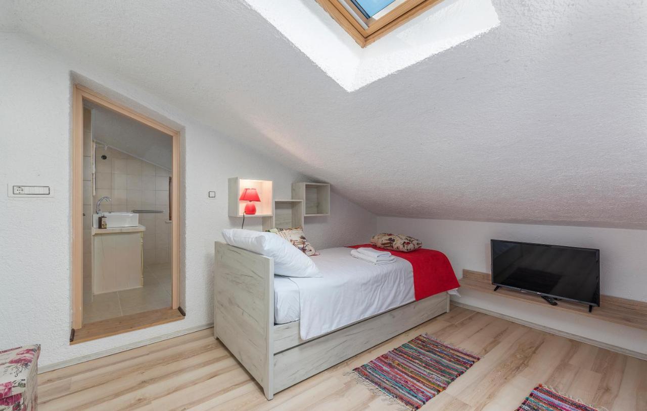 Family Villa Lipica With Private Pool And Jacuzzi Pazin Luaran gambar